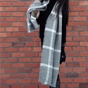 Zara Black and Gray Checkered Scarf